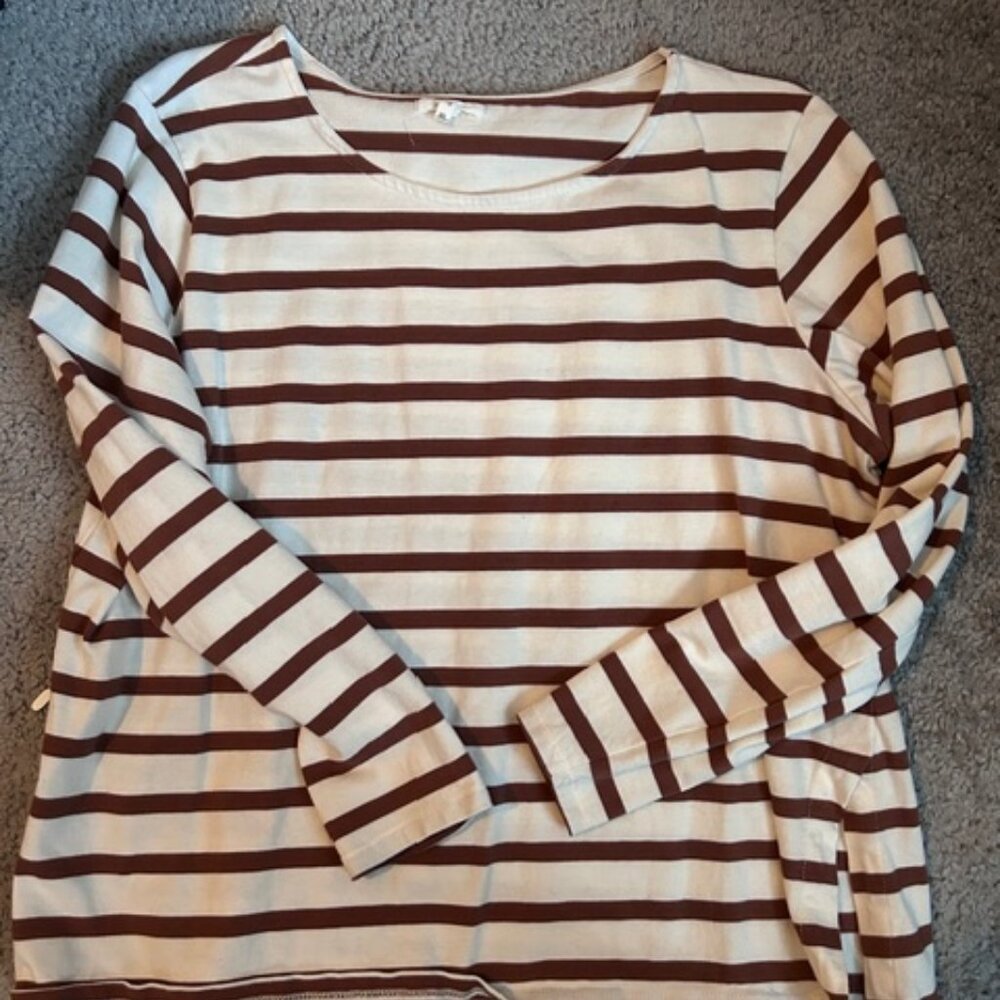 Maurices Brown & White Striped Long Sleeve Shirt
